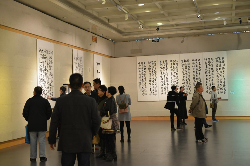 “贯彻十九大·共筑中国梦”2018年南宁市江南区迎新春文化活动-中国书法家陈靖康书法展隆重开幕